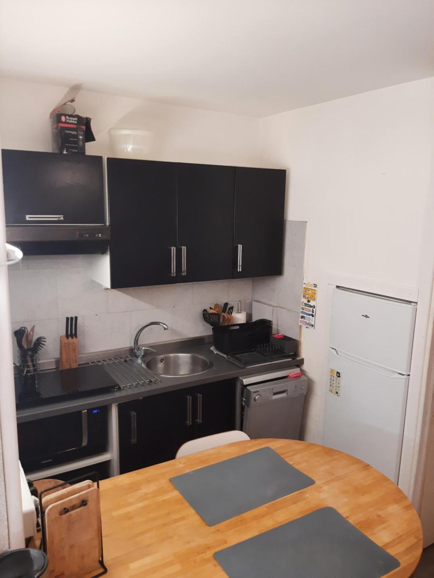 Duplex14H 1Er Etage Jardinet 1 Parking Ou Studio14B Rdc Terrasse Sans Parking La Rochelle  Exterior foto