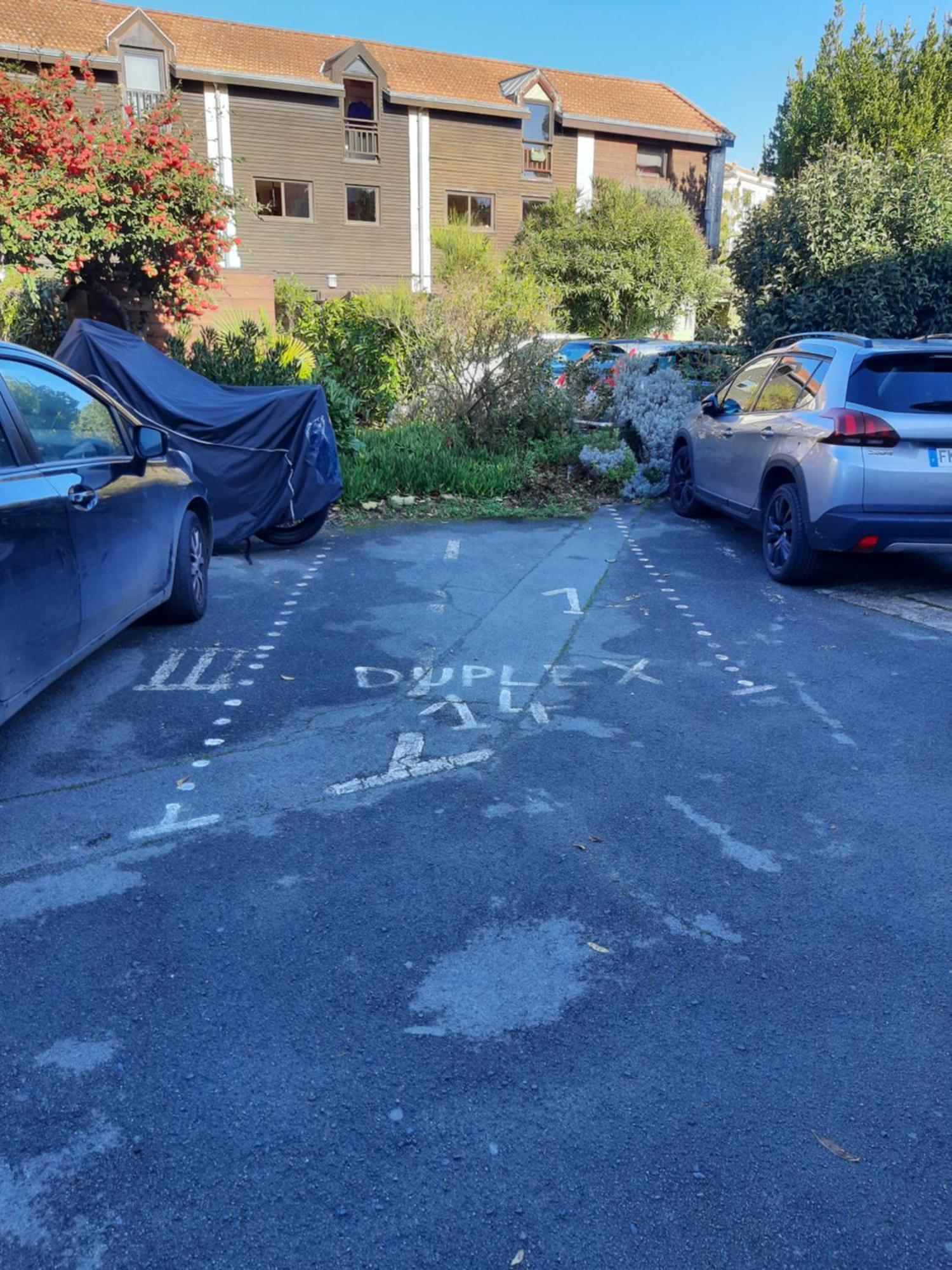 Duplex14H 1Er Etage Jardinet 1 Parking Ou Studio14B Rdc Terrasse Sans Parking La Rochelle  Exterior foto
