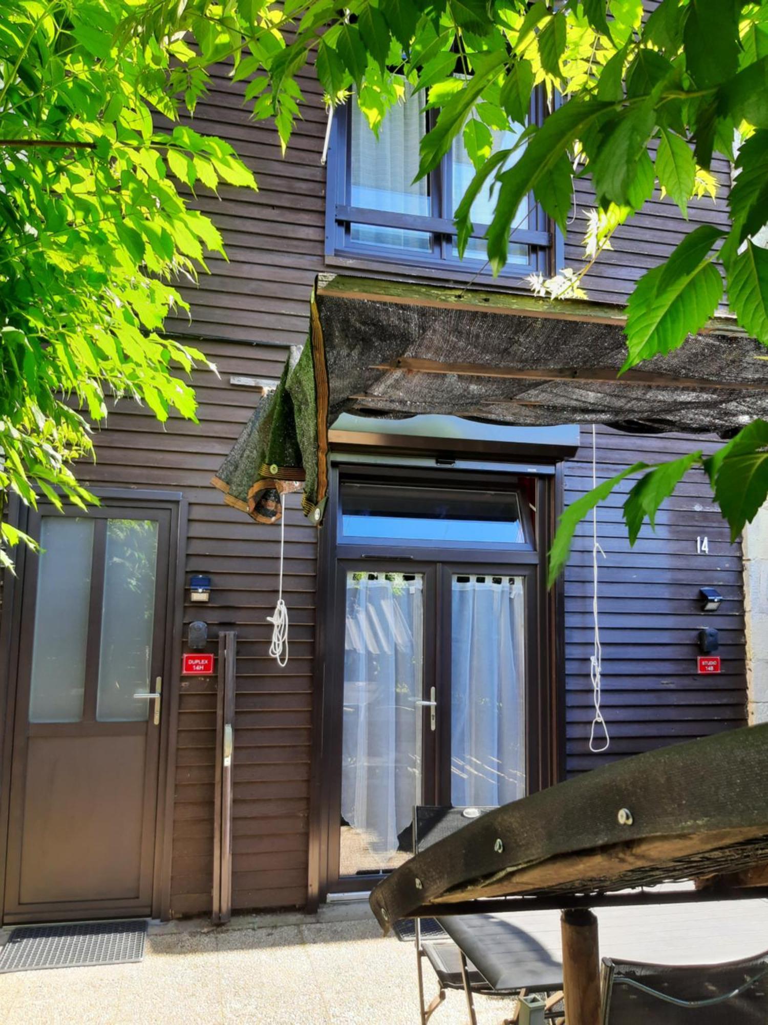 Duplex14H 1Er Etage Jardinet 1 Parking Ou Studio14B Rdc Terrasse Sans Parking La Rochelle  Exterior foto